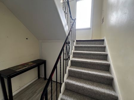 For Lease - 244 St Vincent Street Unit# LOWER, Barrie, Ontario - Photo 4