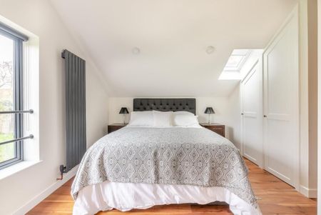 4 bedroom detached house to rent - Photo 3