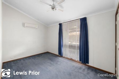 10 Ebor Crescent, 5159, Aberfoyle Park Sa - Photo 3