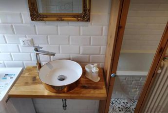 Студия возле метро Gambara