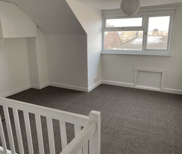 3 bedroom terraced house to rent - Photo 4