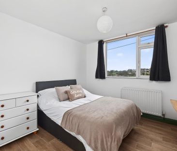 1 bedroom in a house share to rent - Photo 3