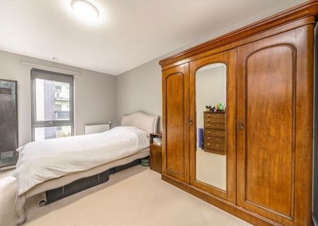 Martineau Square - Photo 2