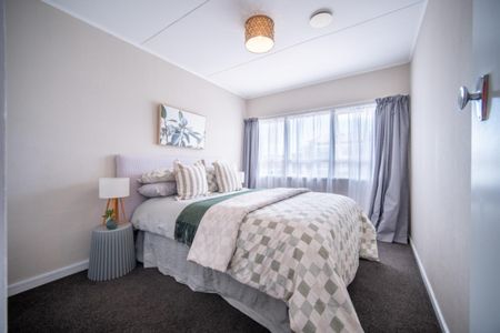 Stylish and low maintenance - Photo 3