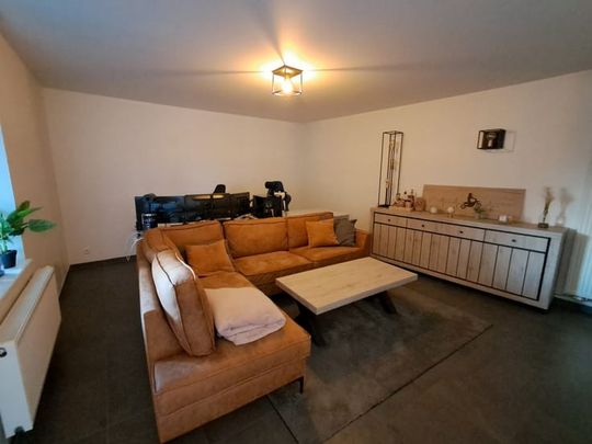 Appartement te huur - Photo 1