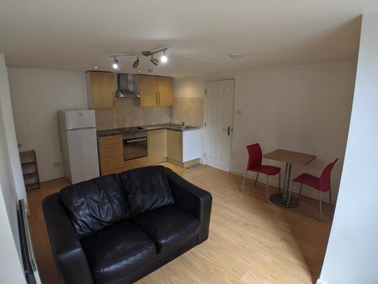 1 bedroom flat to rent - Photo 1