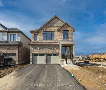 Detached Home For Lease | X8120310 - Photo 2