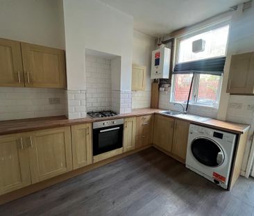 2 bedroom terraced house to rent - Photo 6