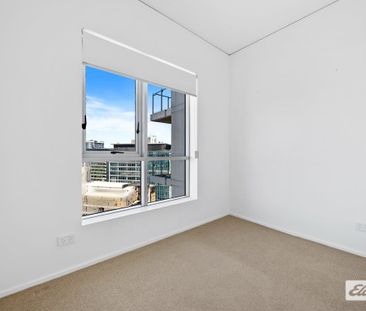 1606/510 Saint Pauls Terrace - Photo 2