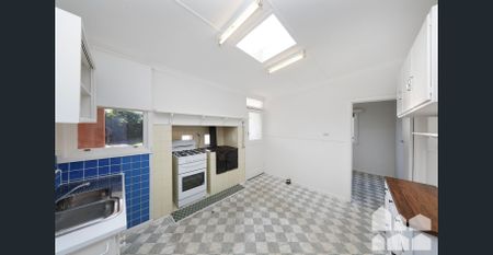 Large Yard In Well Loved Location! - Photo 4