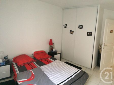 Location Appartement 3 pièces 61m² CLERMONT FERRAND 63000 - Photo 2