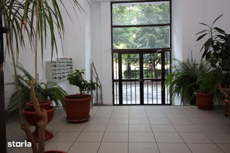 Rond Alba Iulia, 2 camere renovat, nemobilat și neutilat - Photo 3