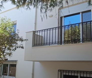 Ενοικιάζεται υπέροχη επιπλωμένη μεζονέτα με μεγάλο κήπο και πανοραμ... - Φωτογραφία 6