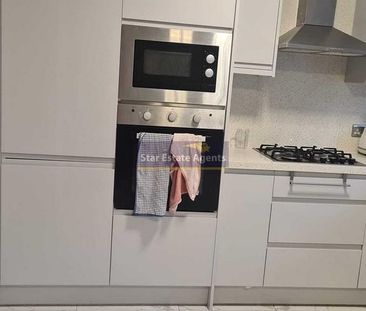 House share to rent - Photo 2