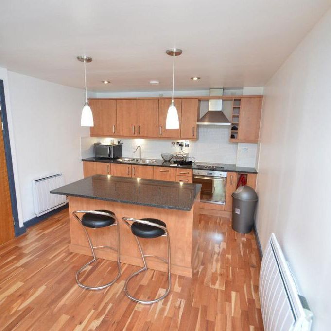 2 bedroom flat to rent - Photo 1