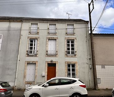 Location maison 10 pièces, 145.62m², La Roche-sur-Yon - Photo 2