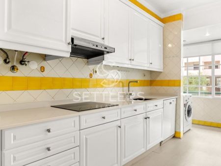 3 room luxury Flat for rent in Bairro do Rosario (Cascais), Cascais, Lisbon - Photo 4