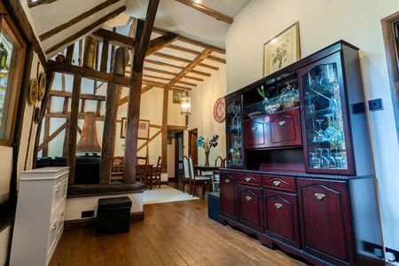 Miles Close - Photo 2