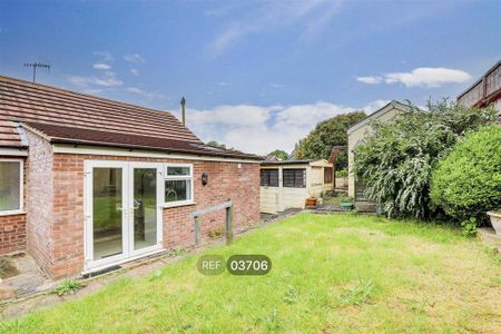 2 bedroom detached house to rent - Photo 2