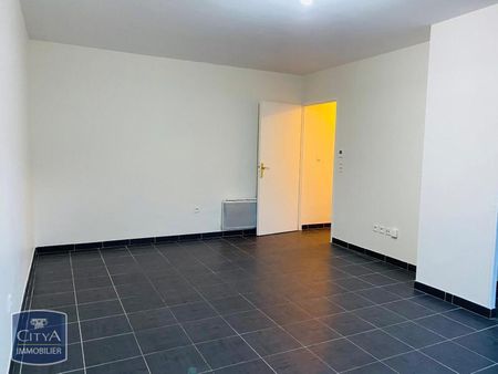 Location Appartement 3 pièces 56m² VENDIN LE VIEIL 62880 - Photo 5
