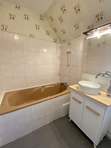 MAISON 1 CHAMBRE et 1 BUREAU AVEC COUR - QUARTIER LA HOTOIE - Photo 3