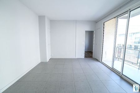 Location Appartement 2 pièces 38m² ROUEN 76100 - Photo 2