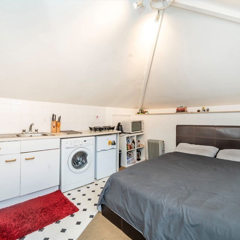 Warwick Gardens, W14 8PL, London - Photo 1