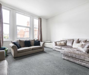 2 Bedroom - Photo 6