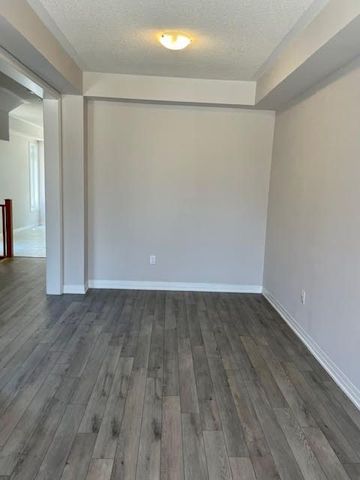 For Lease - 585 Colborne Street Unit# 12-1, Brantford, Ontario - Photo 4