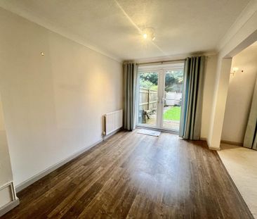 3 bedroom terraced house to rent - Photo 4