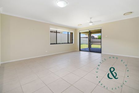 5 Harrow St, Thornton NSW 2322 - House For Rent | Domain - Photo 2