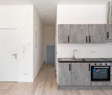 Appartement te huur in Antwerpen voor € 985 met 2 slaapkamers - Photo 1