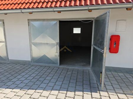 Pronájem bytové jednotky 2+kk 38 m - Photo 3