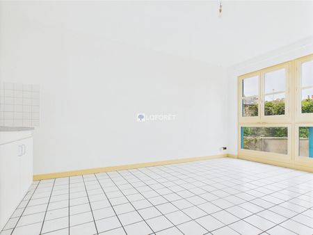 Apartment - Photo 2