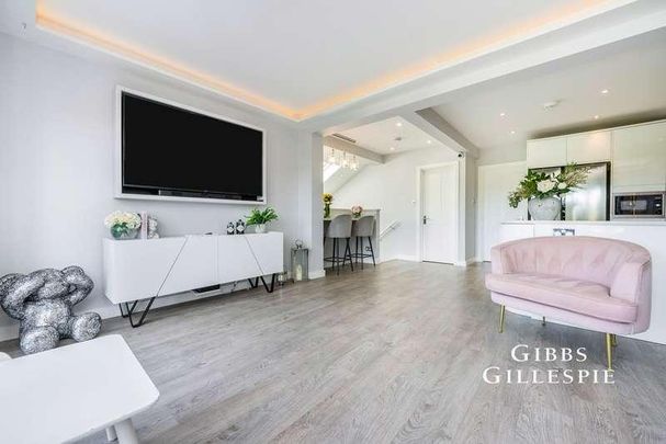 Middleton Drive, Pinner, Middlesex, HA5 - Photo 1