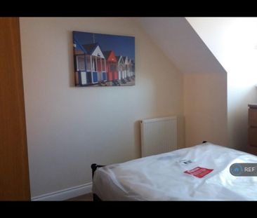 3 bedroom terraced house to rent - Photo 5