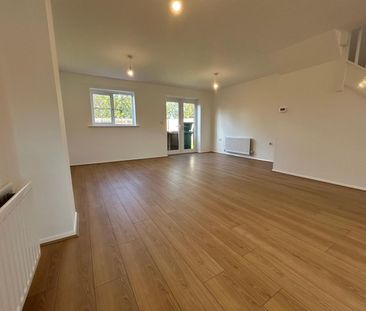 3 Bedroom House To Rent - Photo 1