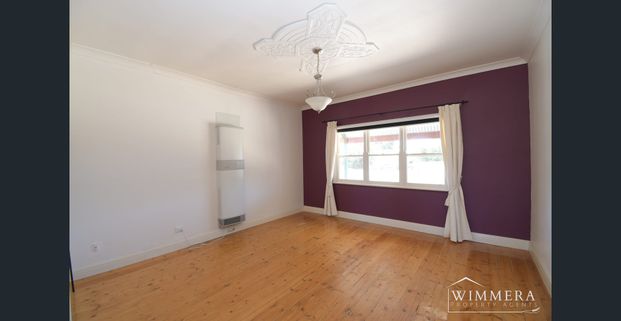 Perfect Location! - Photo 1