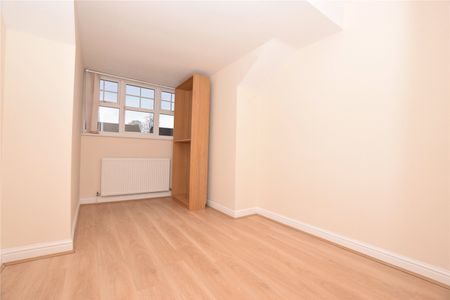 63, Boothroyd Drive, Leeds, West Yorkshire, LS6 2SL - Photo 3