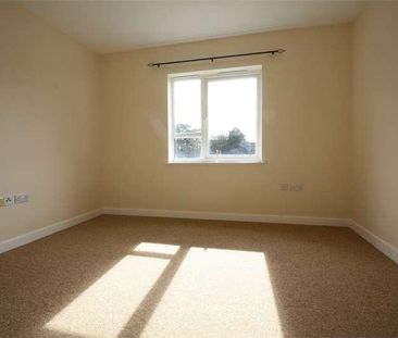 Cordons Close, Chalfont St Peter, SL9 - Photo 2