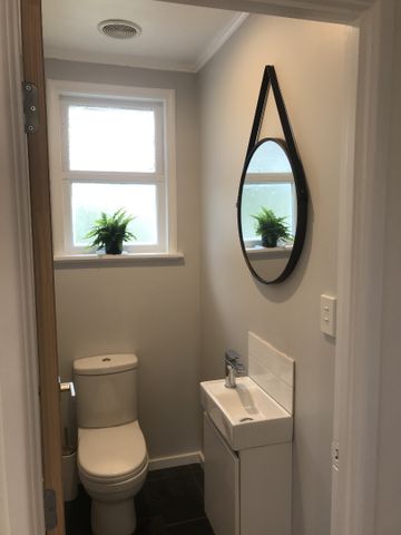 Family home in Glen Innes - Photo 3