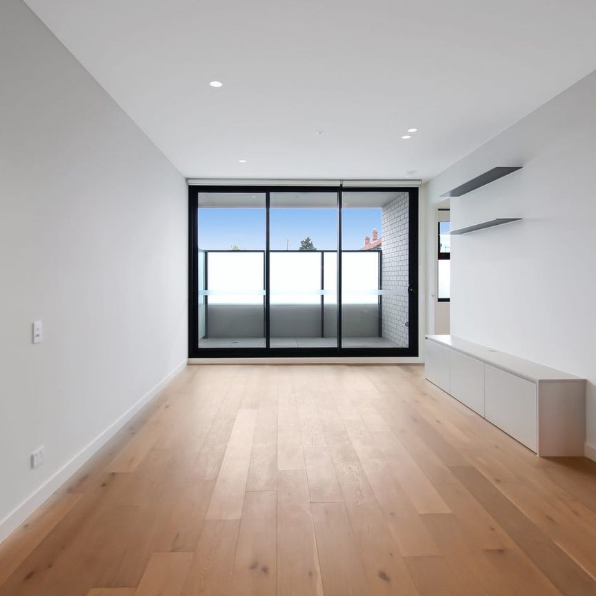 Designer Living in Caulfield’s Fabric Apartments - Photo 1
