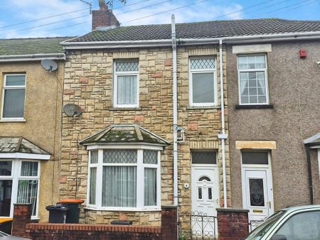3 bedroom terraced house to rent - Photo 3