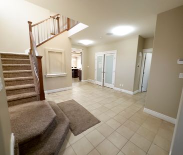 (PN530-1)Spacious 3-Bedroom Home + Two Dens in Walker Lakes - Photo 2