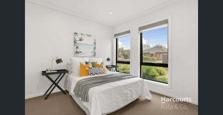 Luxurious Living in Reservoir's Premier Location - Photo 4