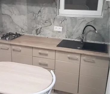 Ofer spre inchiriere garsoniera la casa cu facturi incluse central - Fotografie 2