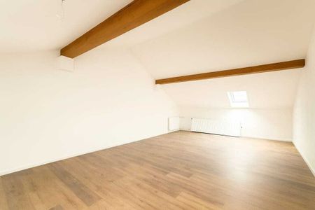 Newly renovated 1.5-room attic apartment with style in Grenchen - Photo 2