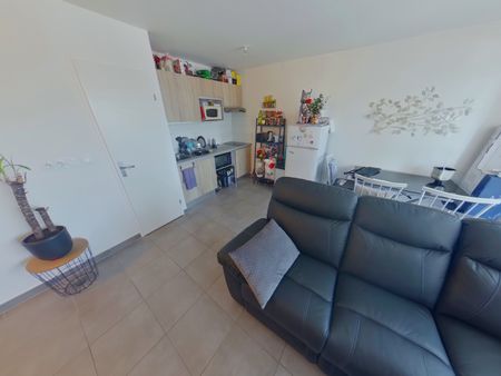 Location Appartement 2 pièces 40m² TOURS 37100 - Photo 4