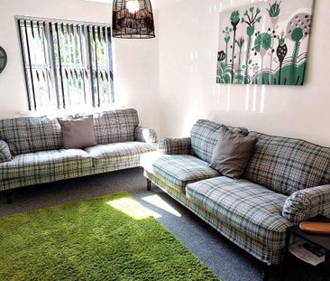 6 bedroom private hall to rent - Photo 3