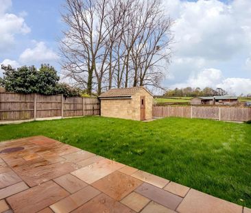 4 bedroom semi-detached house to rent - Photo 5